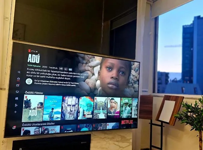 アパート Parkside - Air Albania View ティラナ