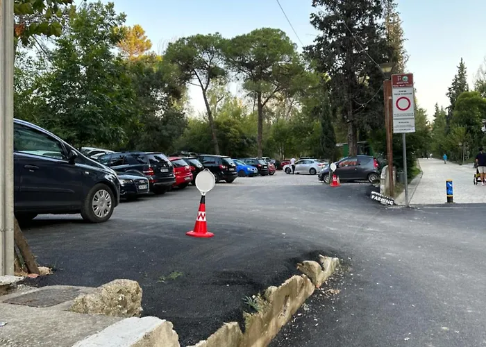 Parkside - Air Albania View アパート *