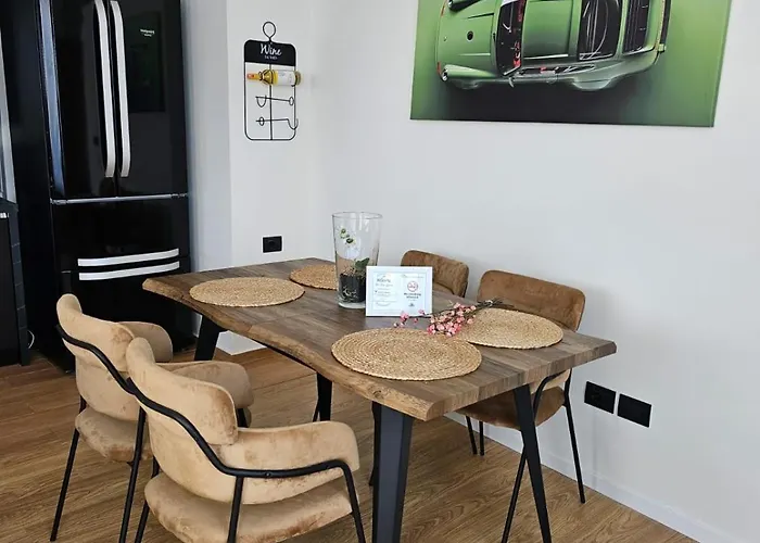 アパート Parkside - Air Albania View *