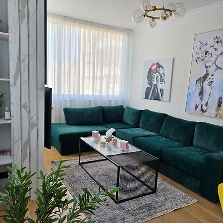 Parkside - Air Albania View Appartement